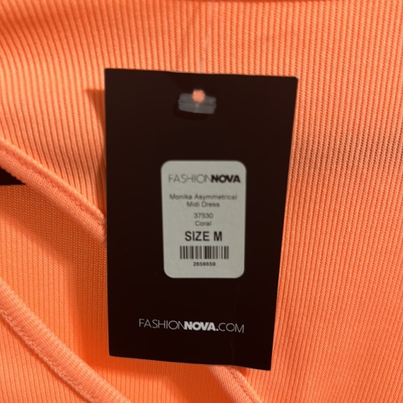 Fashion Nova Medium Neon Peach color Dress. NWT - Picture 8 of 8